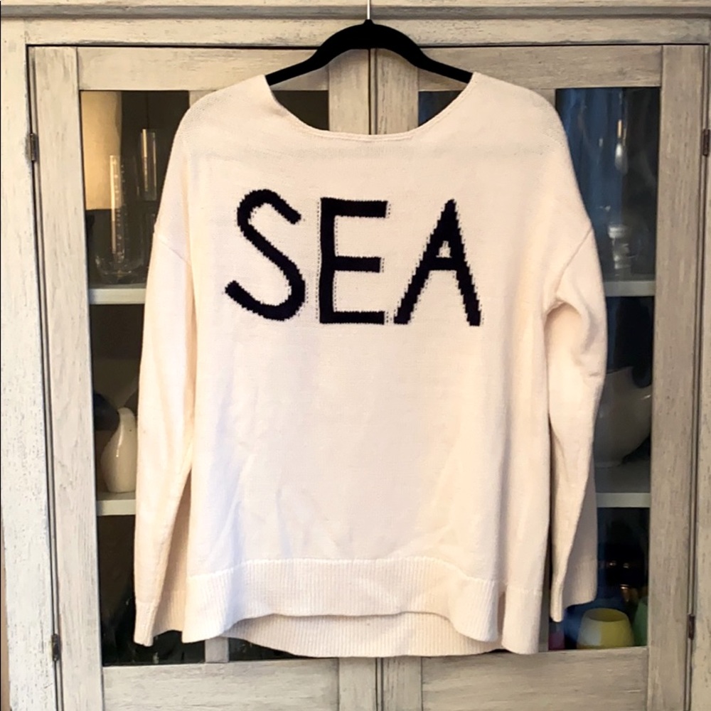 NWT. ANN TAYLOR LOFT Sea Graphic Sweater!